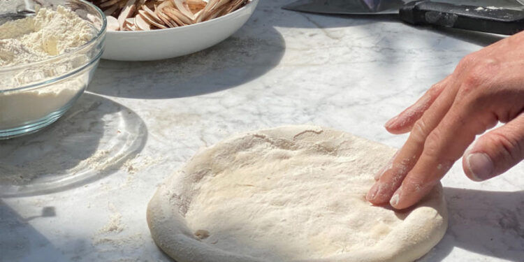 PRACTICAL TIPS FOR MAKING PERFECT PIZZA AT HOME